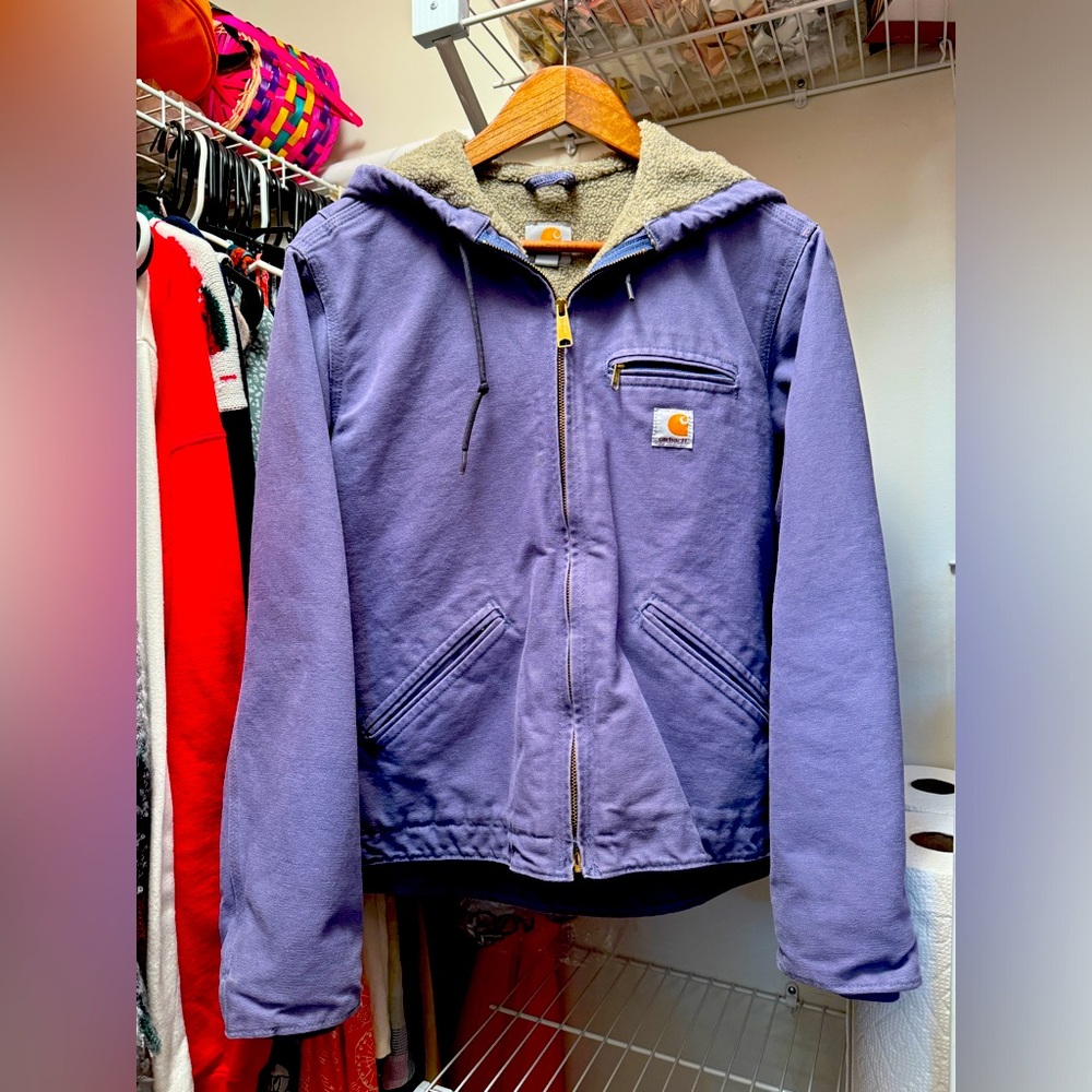 Limited edition color Sherpa lined womens carhartt jacket
